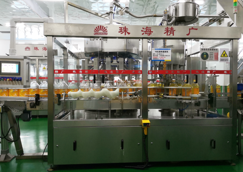 聊聊食用油灌裝機的發(fā)展改進史